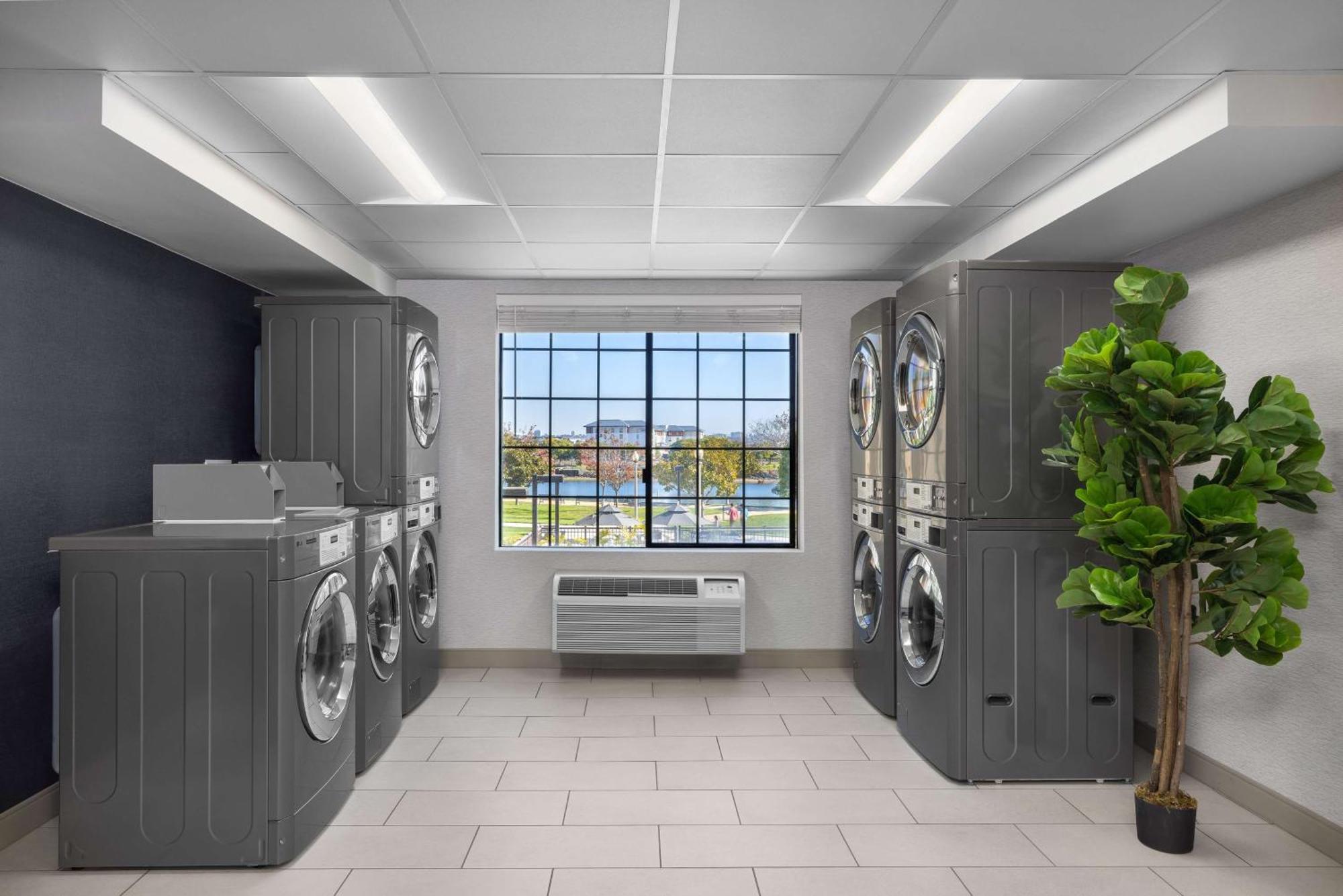 Homewood Suites By Hilton San Diego Airport-Liberty Station Kültér fotó